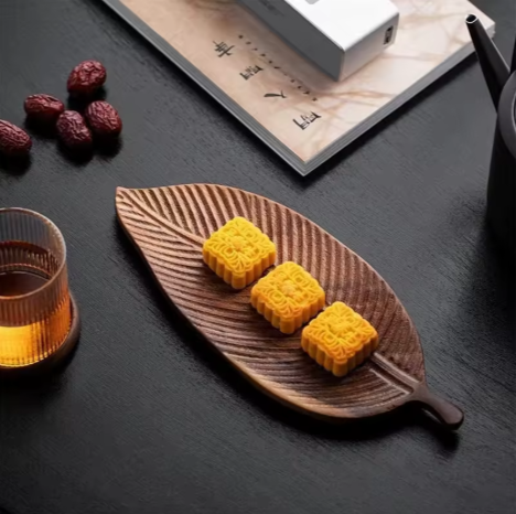 Wooden Walnut Leaf Serving