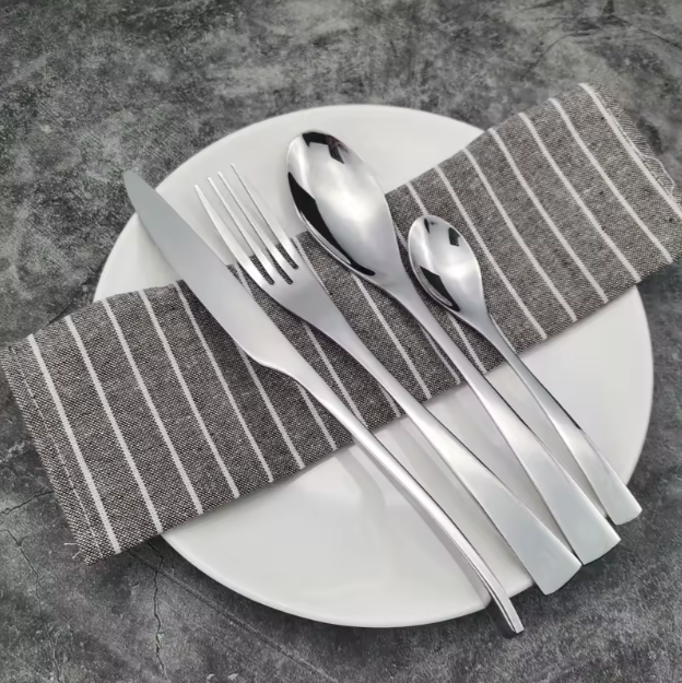 Aurora Dusk Cutlery Set